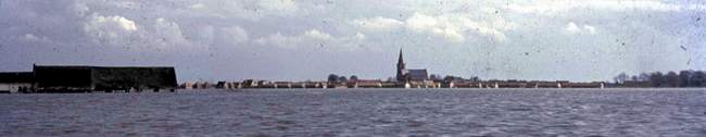 Panoramisch beeld uit de uitgave Boven water