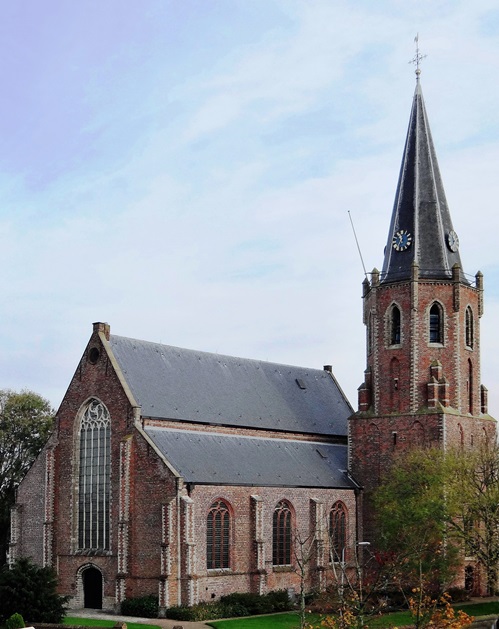 De Johanneskerk te Kruiningen, voorjaar 2005.